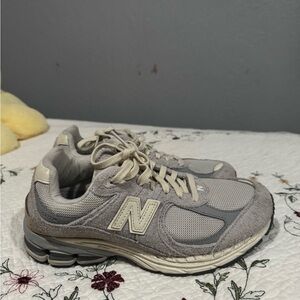 New Balance Gray and Cream Sneakers
